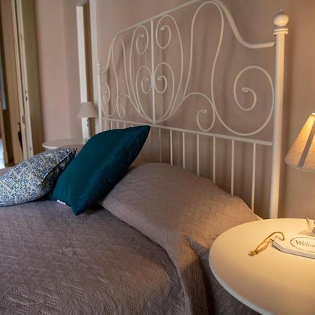 Sicilian Mood - Bed And Breakfast คาตาเนีย ภายนอก รูปภาพ