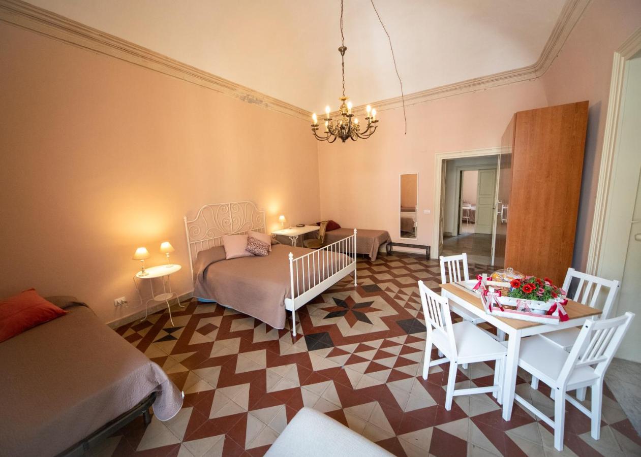 Sicilian Mood - Bed And Breakfast คาตาเนีย ภายนอก รูปภาพ